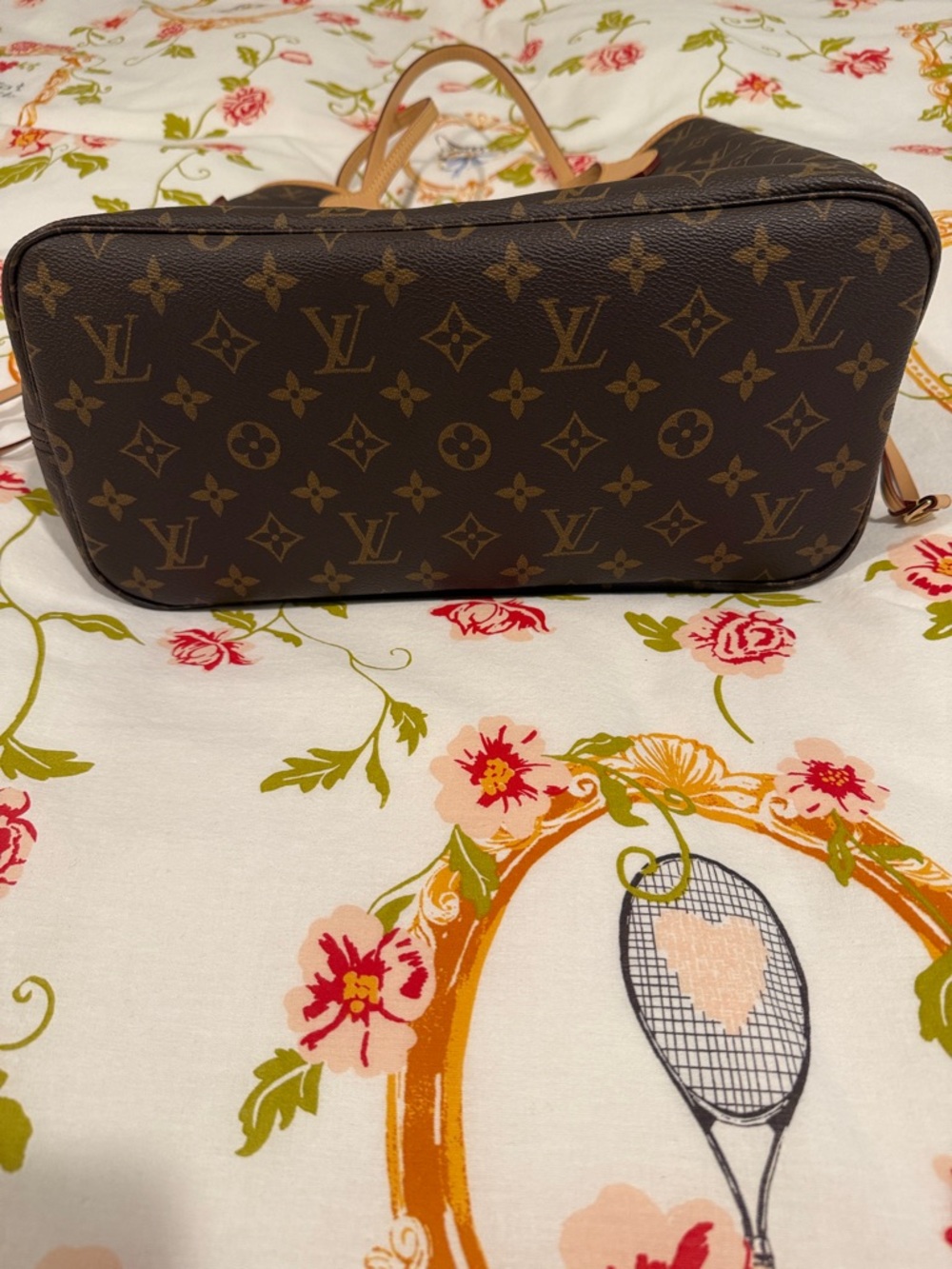Louis Vuitton Monogram Neverfull MM - Picture 3 of 13